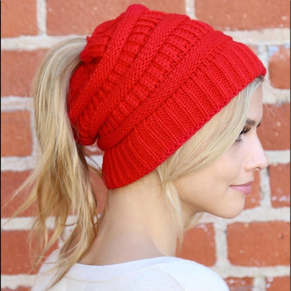 Red Ponytail Messy Bun Beanie Pony Tail Hat - Picture 1 of 3